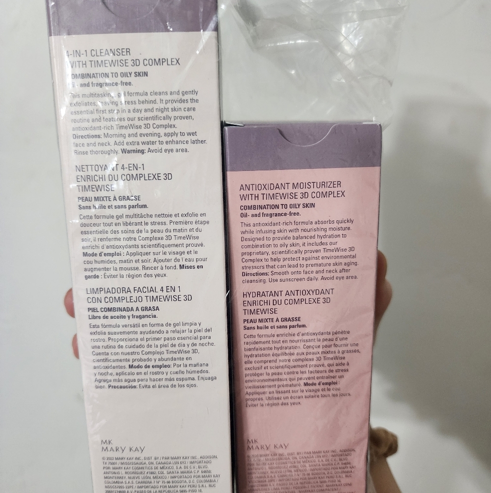 Mary Kay Time Wise - Picture 2 of 2